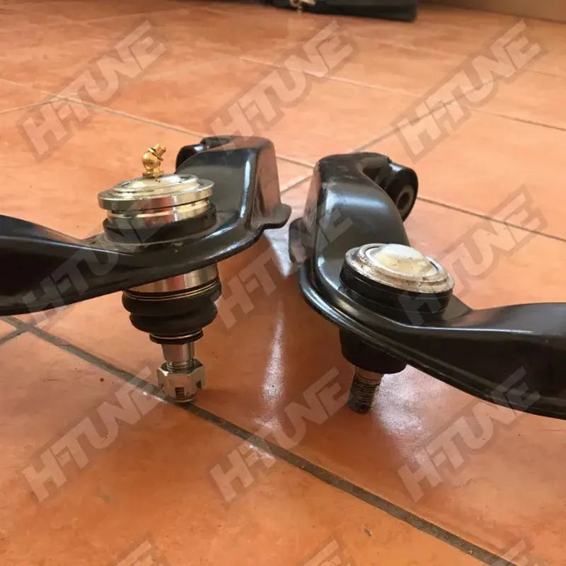 25mm Extended Front Greasable Upper Ball Joint For Hilux N70 & N80 4WD Tuck's Performance
