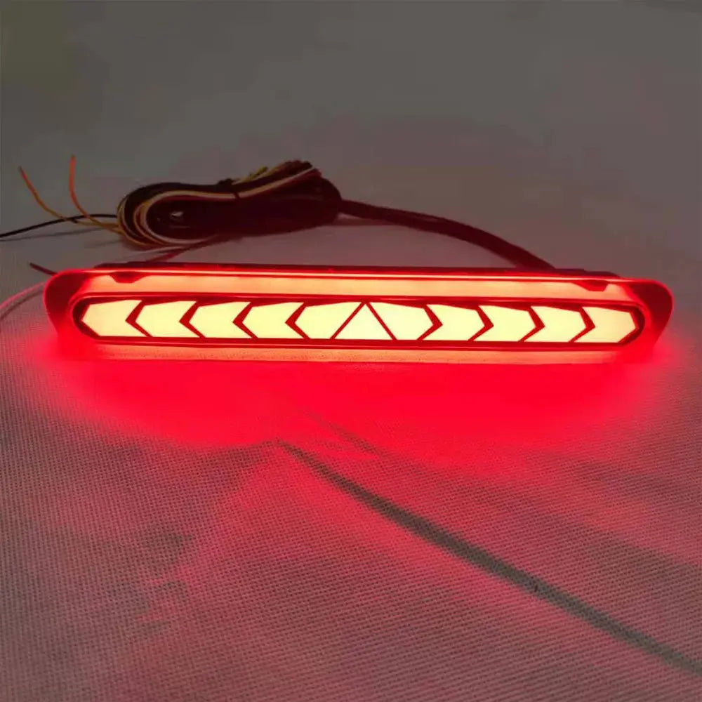 1PCS LED High Brake Light for Toyota HILUX Vigo 2005 2006 2007 2008 2009 2010 2011 2012 2013 2014 Turn Signal Rear Bumper Lamp