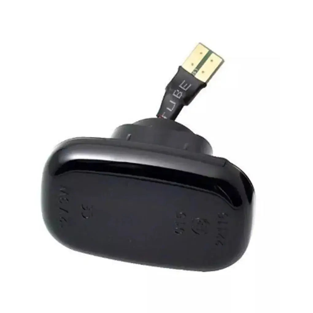 2 pieces Side Indicators Smoked Dynamic LED Side Indicators  Hilux N70 05-15 Tuck's Performance