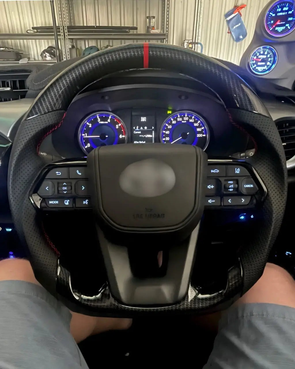 Aftermarket Steering Wheel – Fits Toyota Hilux N80 (2015–2024) Tuck's Performance