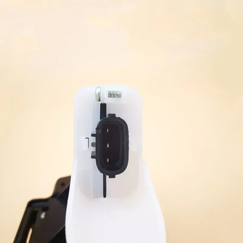 Tailgate lock assembly for Lexus LX570 2008-2011