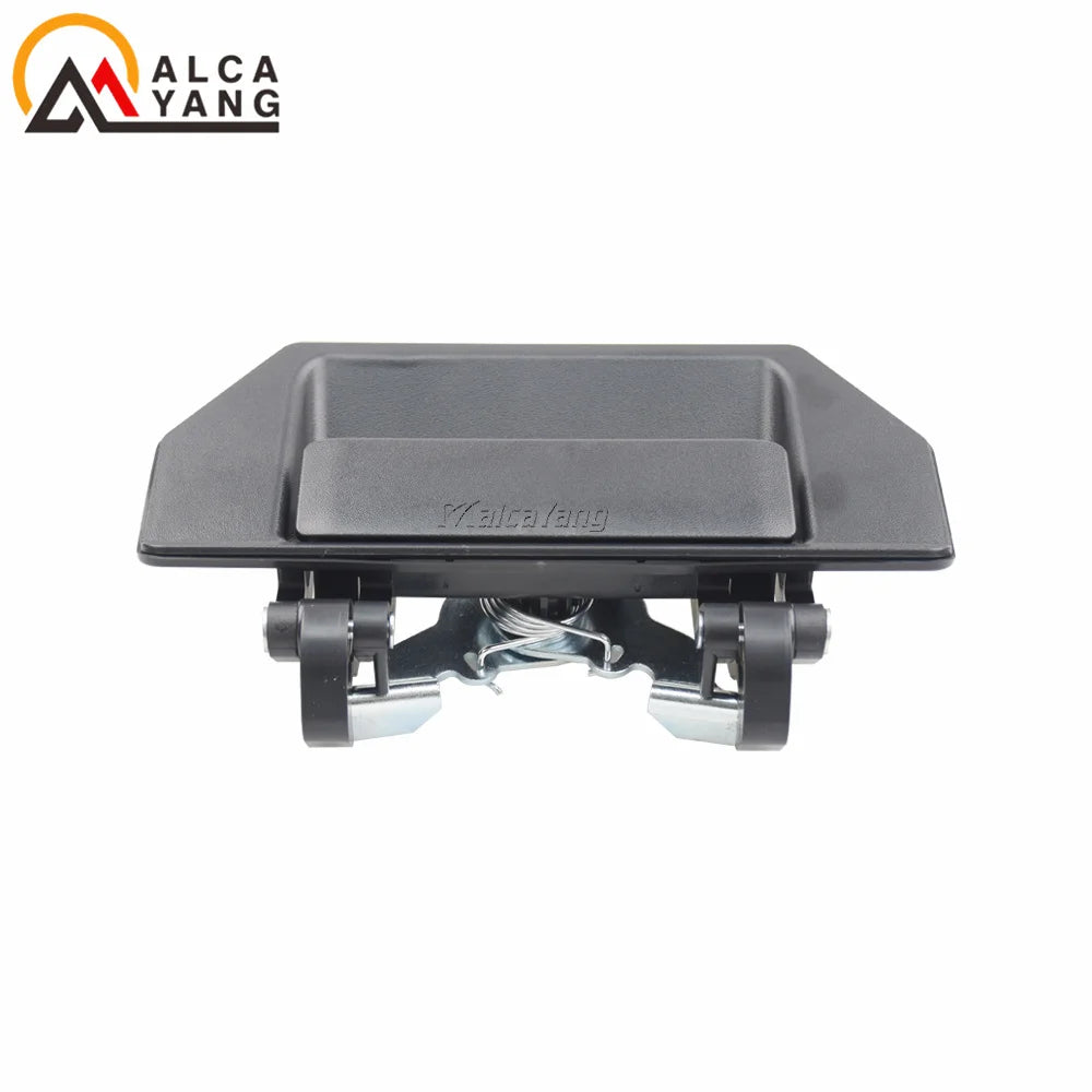 Tailgate handle fitted to Navara D21 tray