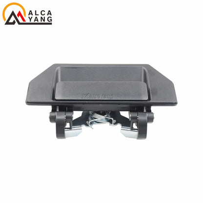 Tailgate handle fitted to Navara D21 tray