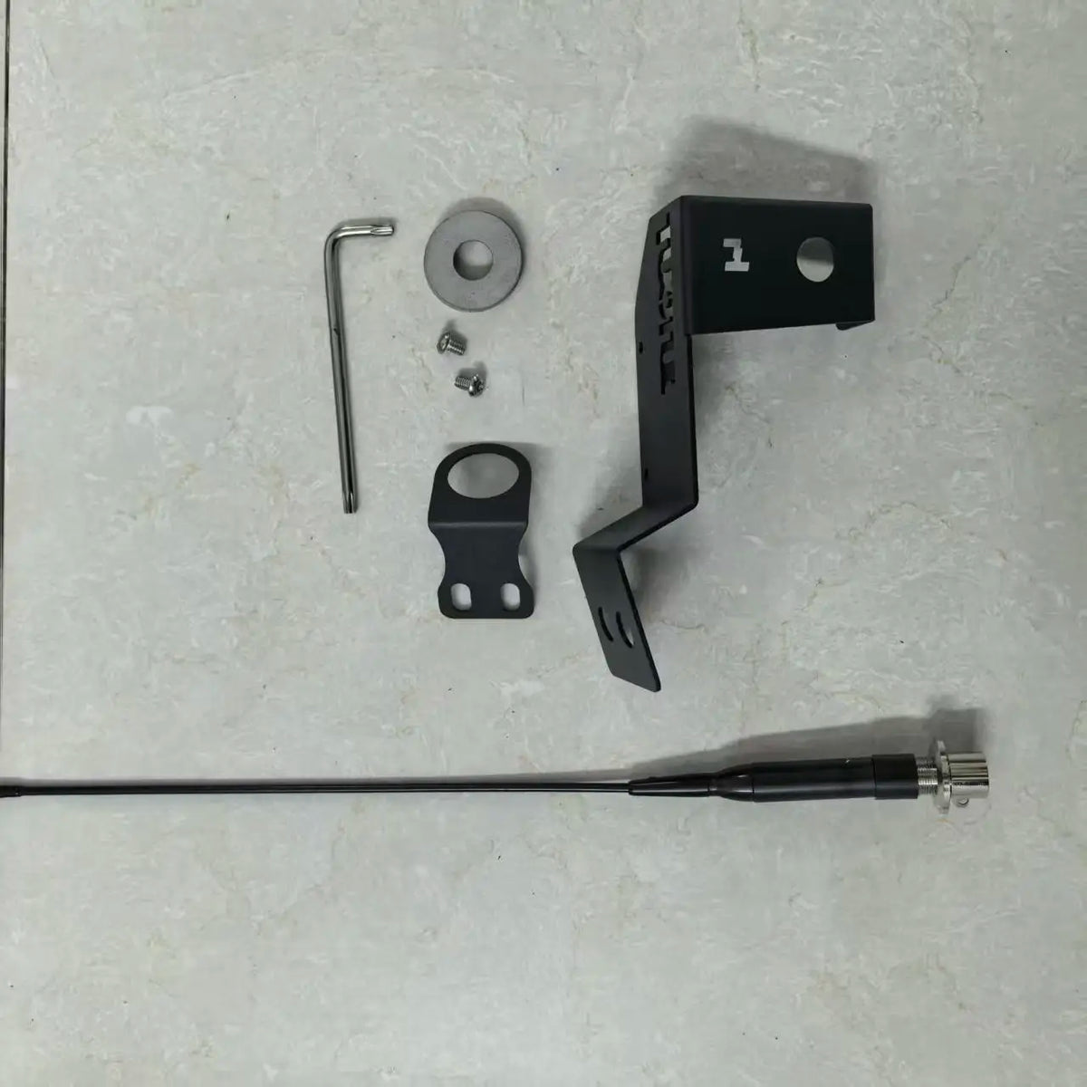 Rear Door Antenna Bracket for Mitsubishi Pajero Montero MK3 MK4 Shogun Anti-Theft Antenna Bracket Exterior Trim Tuck's Performance