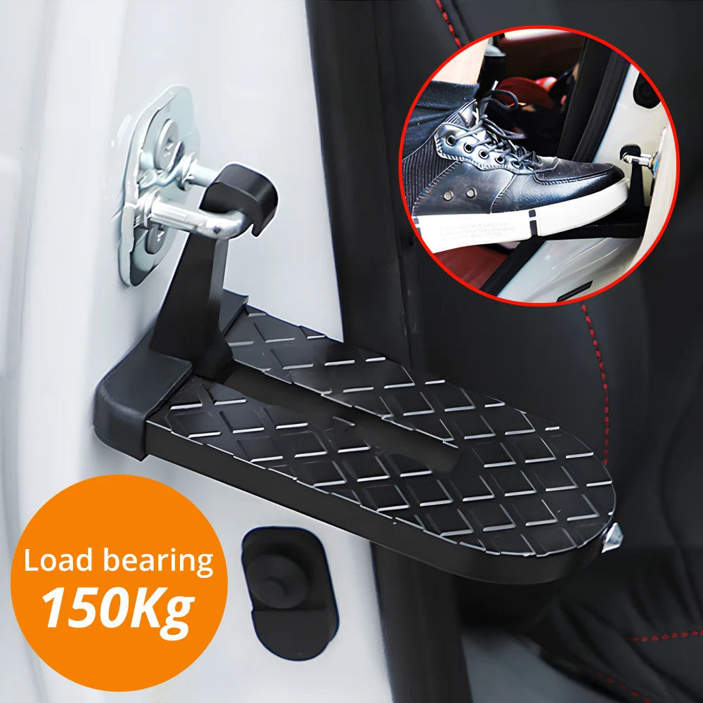 Folding door latch step hooked on a door striker, rated to 150 kg
