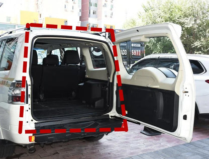 Pajero rear door seal detail