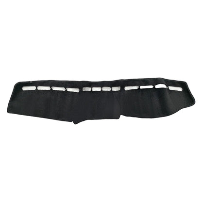Dash mat fitted to Navara D22 dashboard