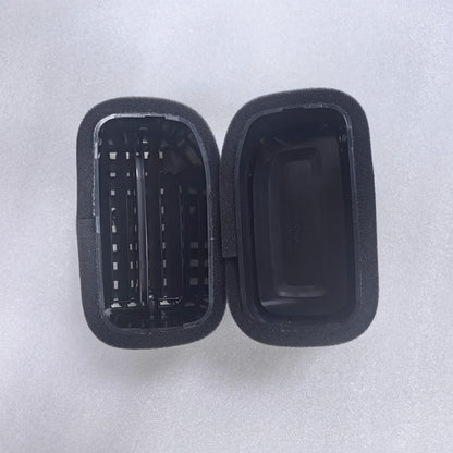 Air vent vane detail, LandCruiser FJ100
