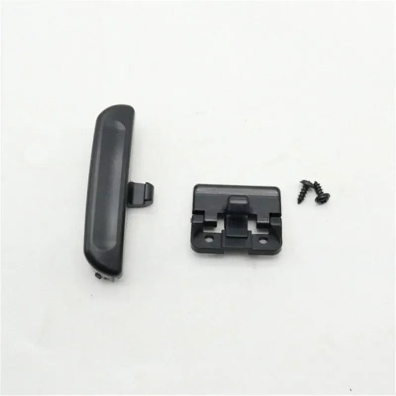 Lower console latch handle, LandCruiser 100 Series