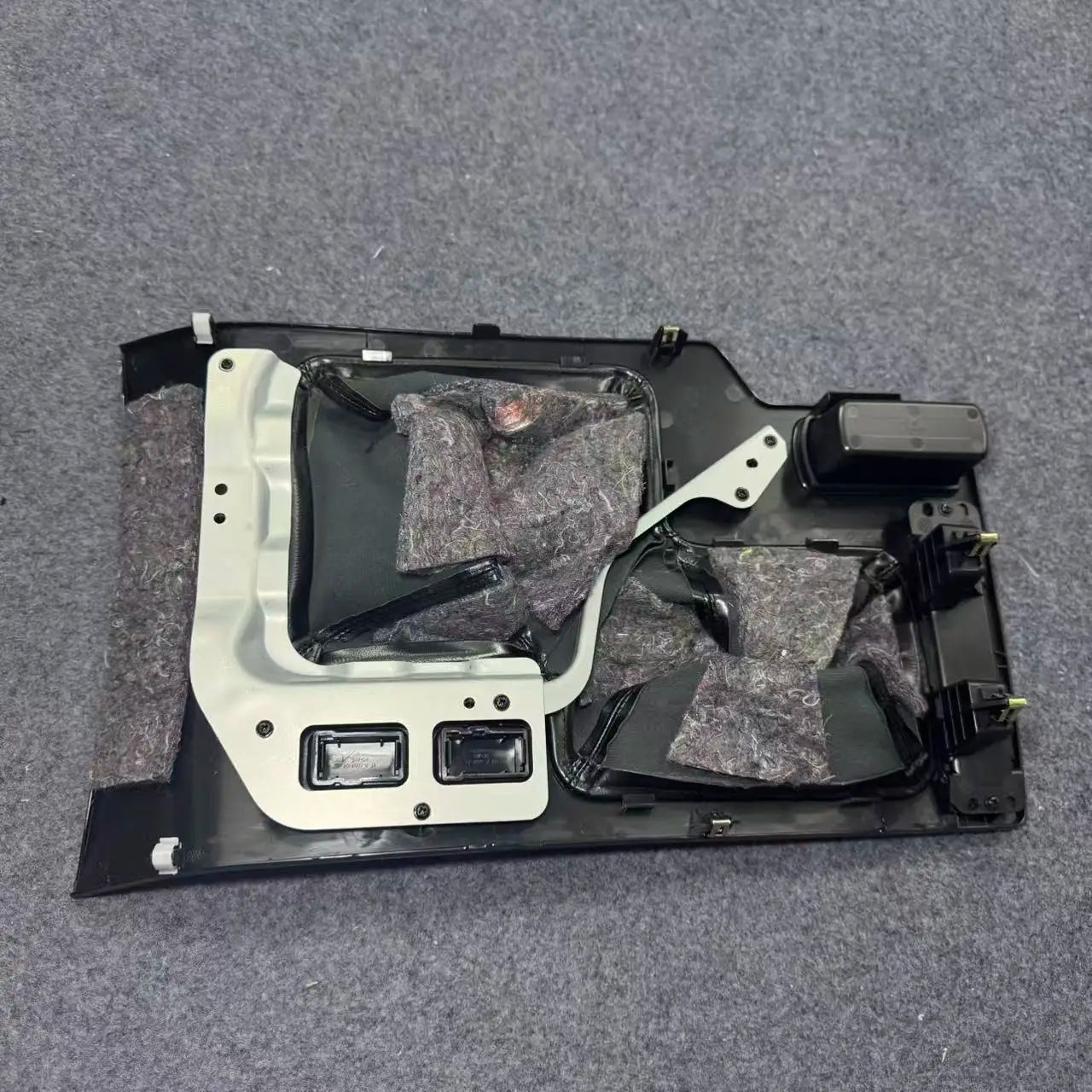 for Toyota Land Cruiser FJ100 LC100 1998-2007 Auto Interior Central Gear Control Panel New Upgrade OEM 5880460111 Tuck's Performance