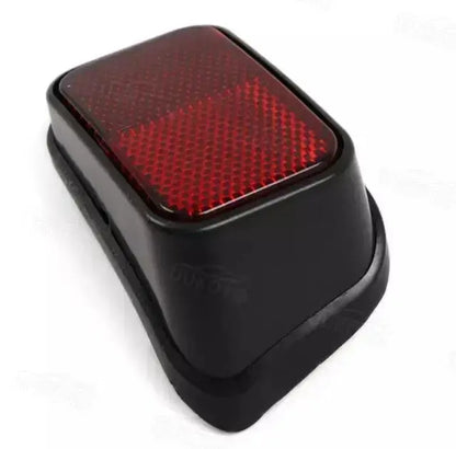 Toyota Hilux Rear Bumper Reflector Pair – Left & Right (1997–2006 Pickup) Tuck's Performance