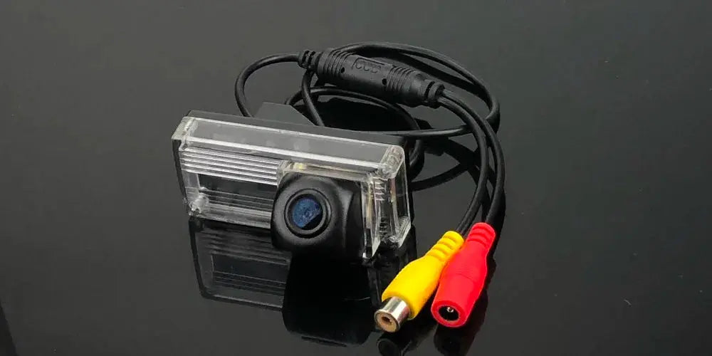 Toyota Land Cruiser 200 Series Rear Camera – Direct-Fit Number Plate Light Replacement Tuck's Performance