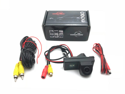 Toyota Land Cruiser 200 Series Rear Camera – Direct-Fit Number Plate Light Replacement Tuck's Performance