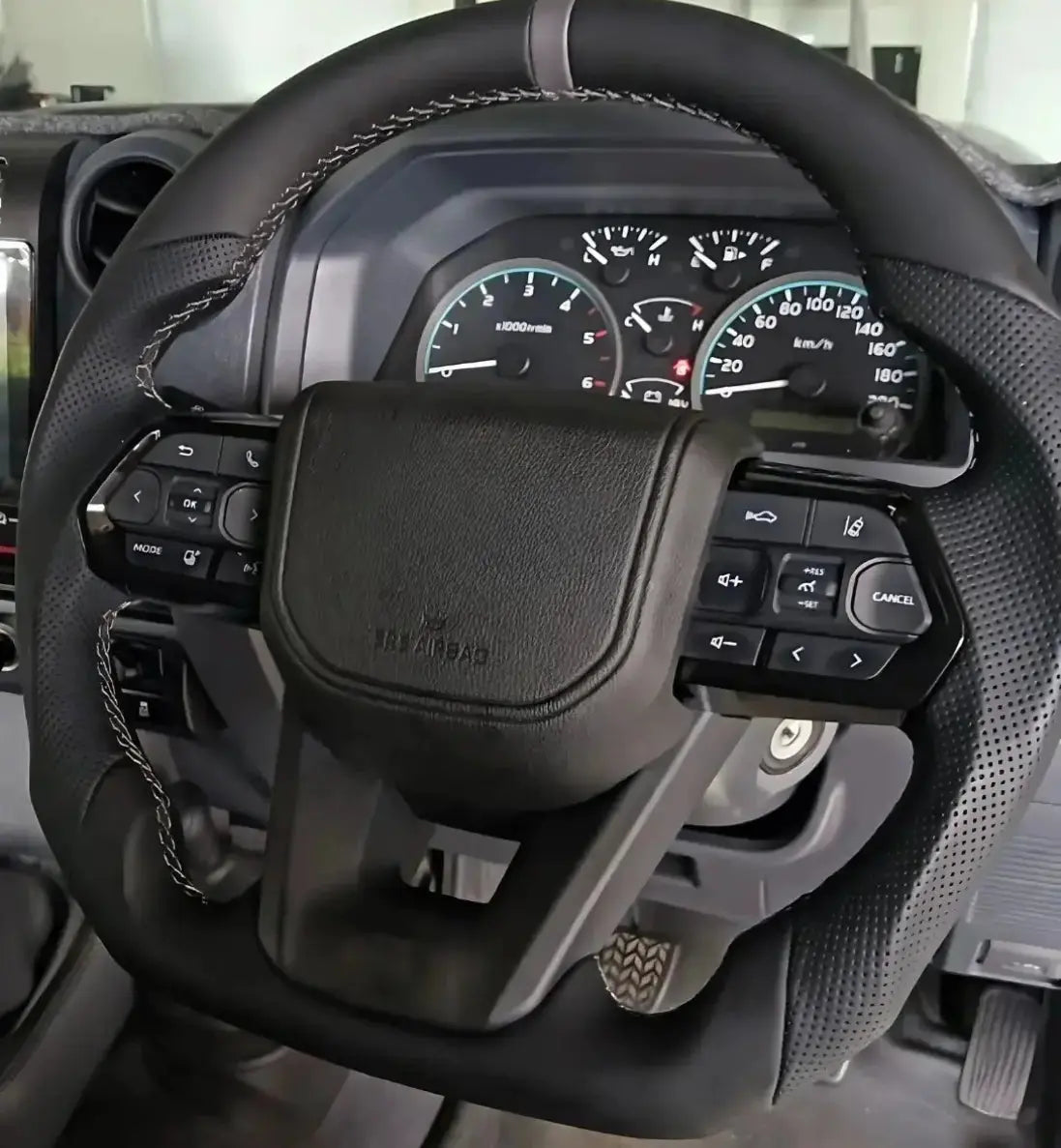 Custom steering wheel for LandCruiser 70 Series 76, 78 and 79